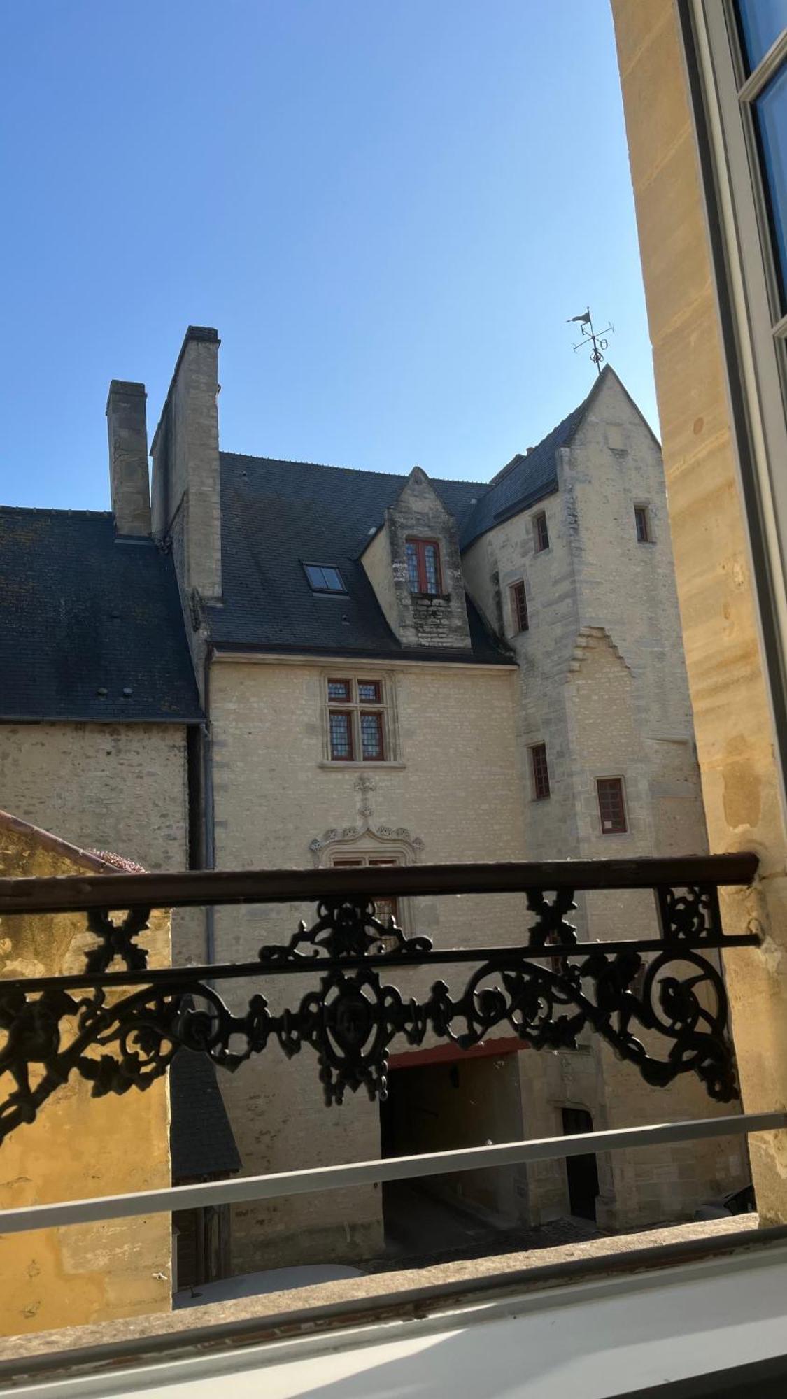Appartement De Charme Bayeux Exterior photo
