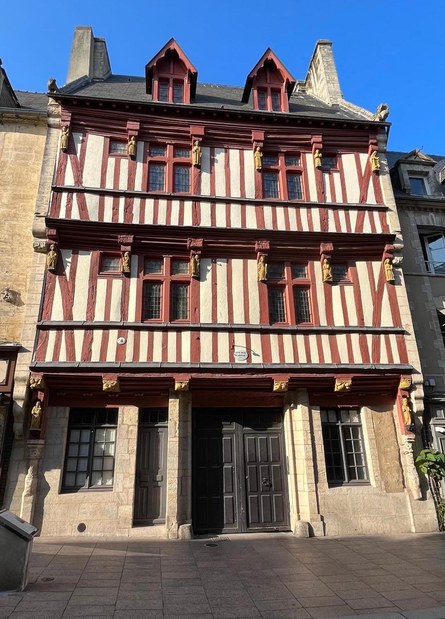 Appartement De Charme Bayeux Exterior photo